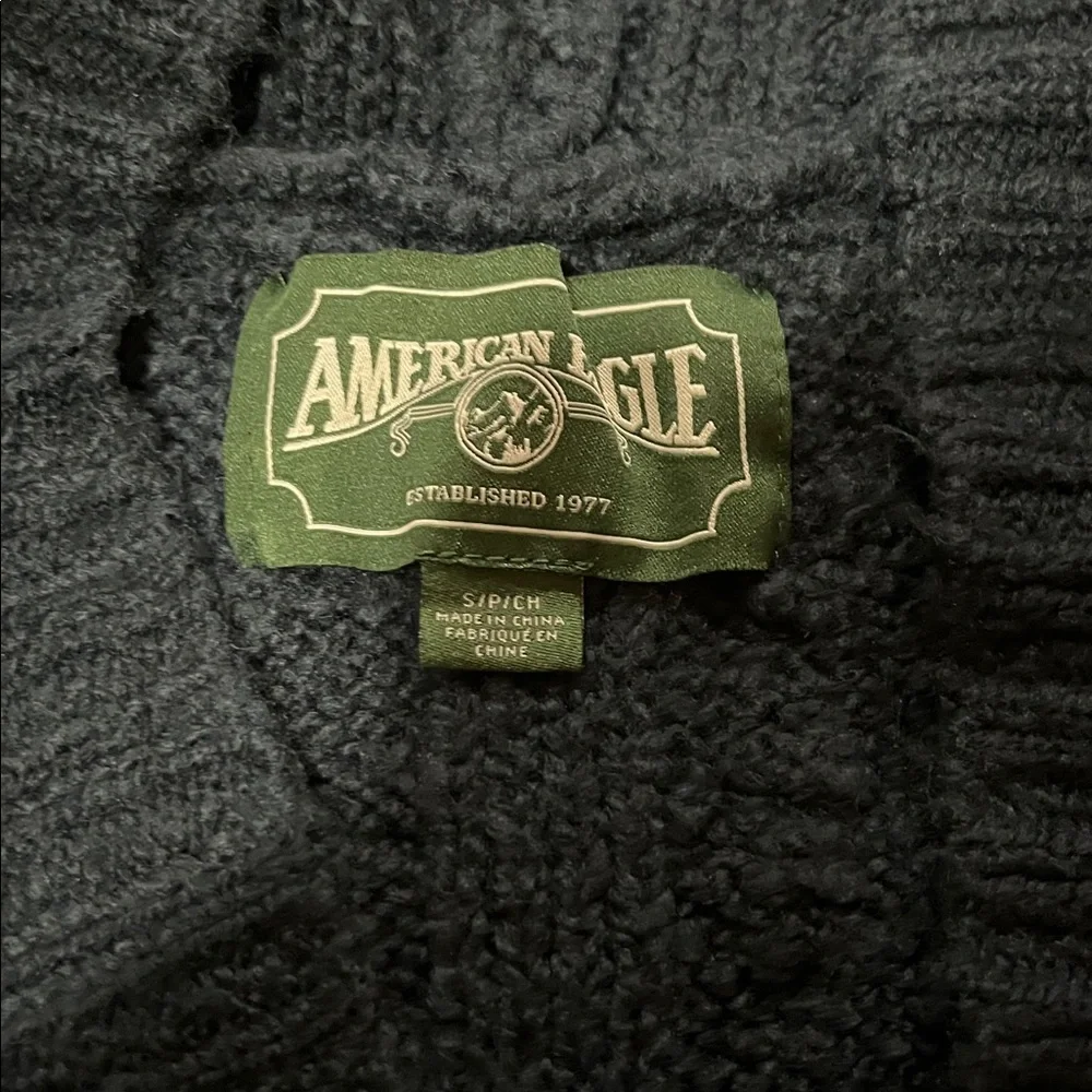 American Eagle Outfitters Navy V-Neck Sweater - Picture 5 of 5